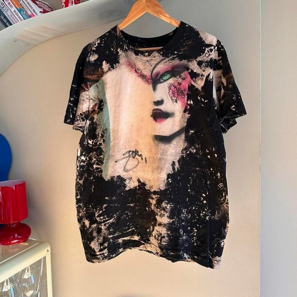 Vintage Lady Mosquitohead Shirt